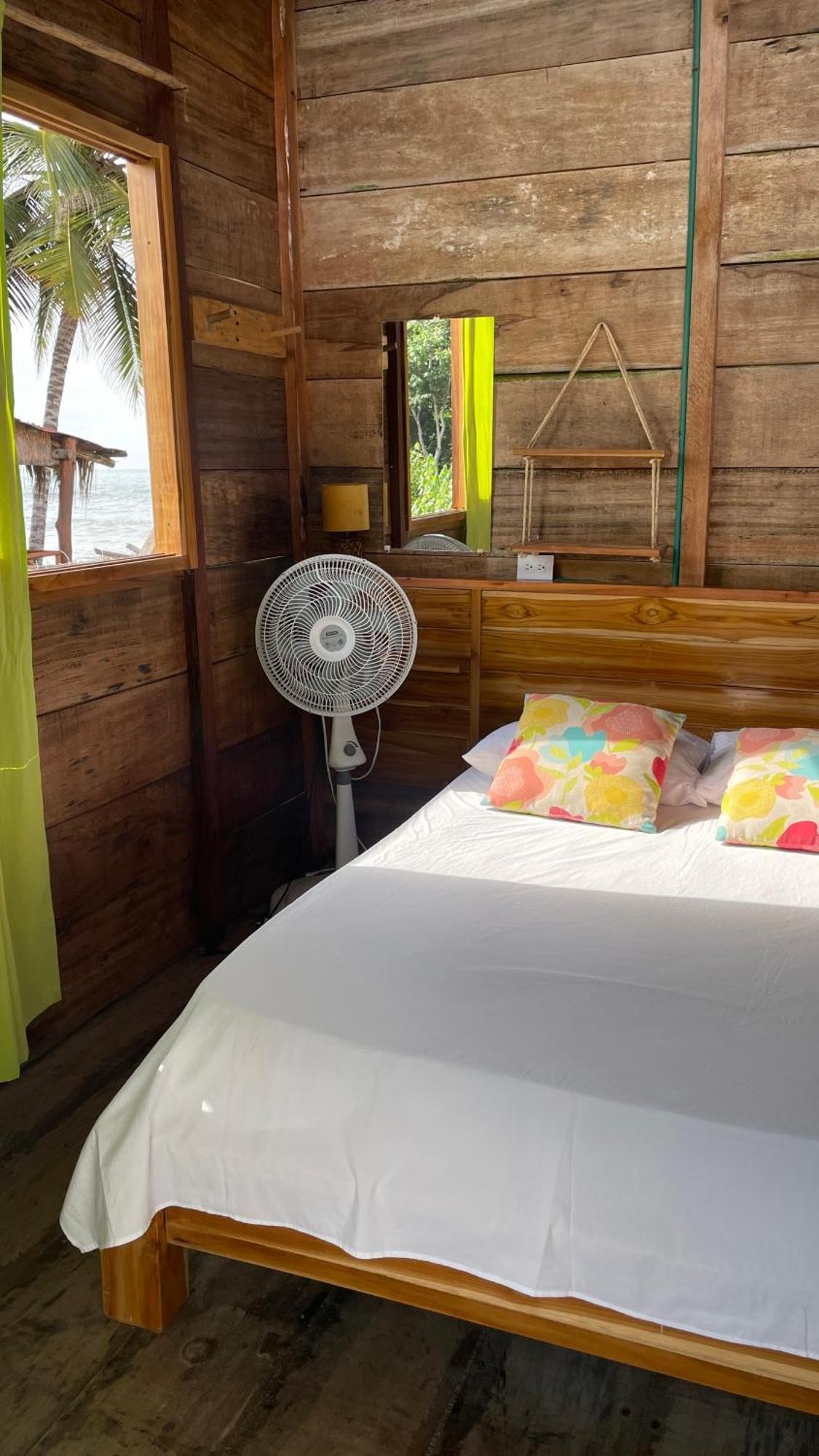 Hostal Velero Relax Guachaca Ngoại thất bức ảnh