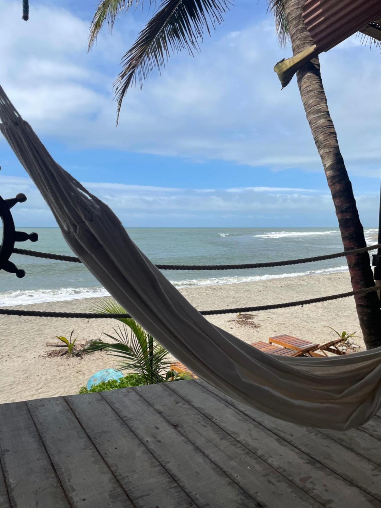 Hostal Velero Relax Guachaca Ngoại thất bức ảnh
