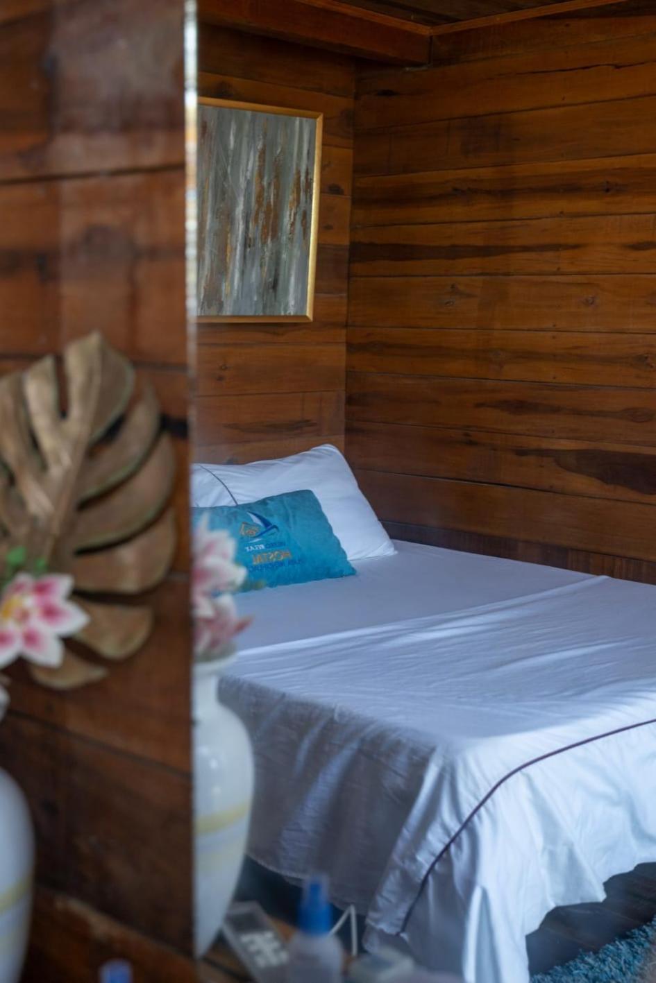 Hostal Velero Relax Guachaca Ngoại thất bức ảnh