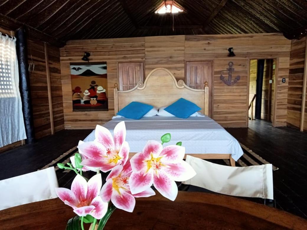 Hostal Velero Relax Guachaca Ngoại thất bức ảnh