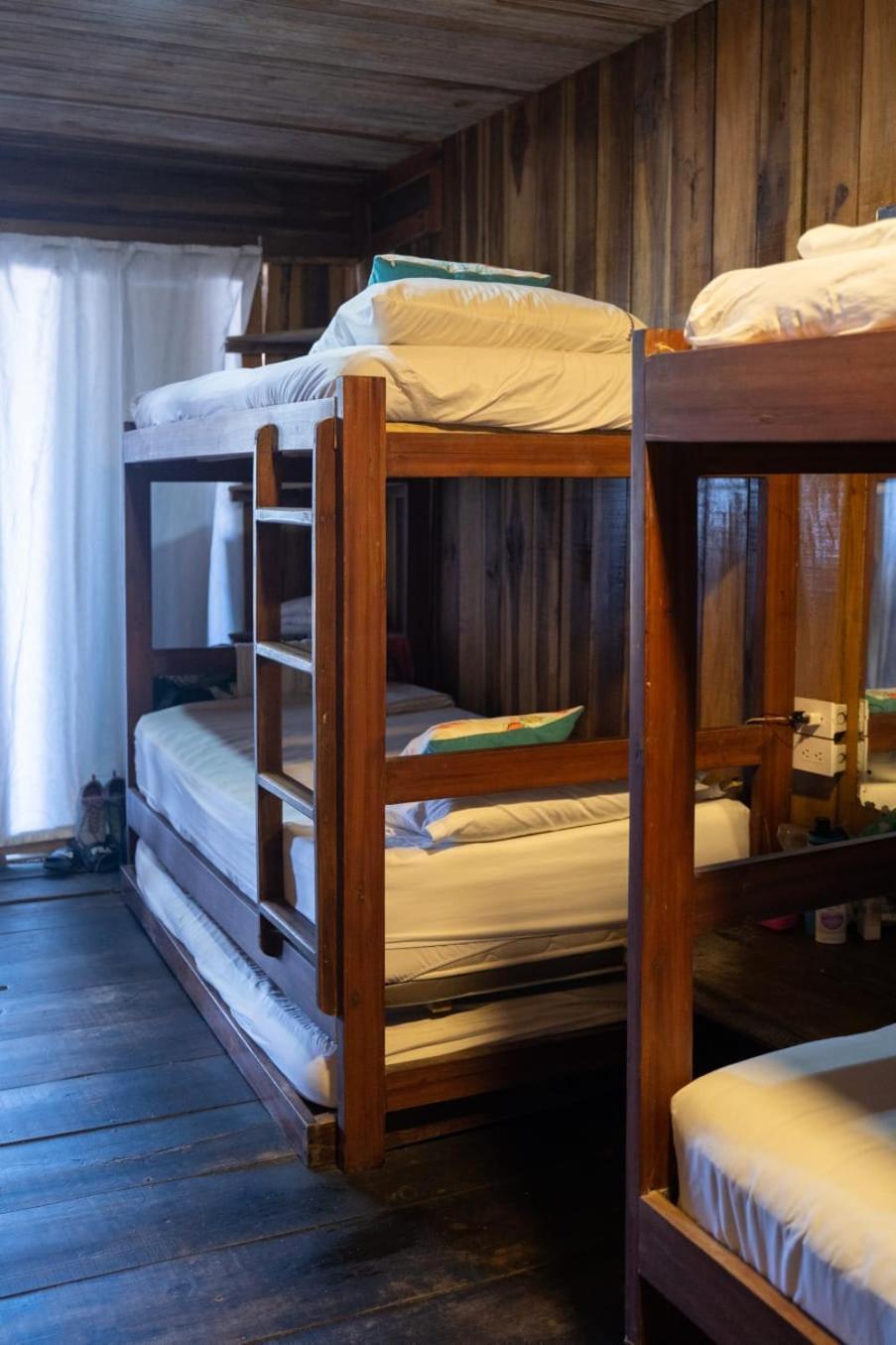 Hostal Velero Relax Guachaca Ngoại thất bức ảnh