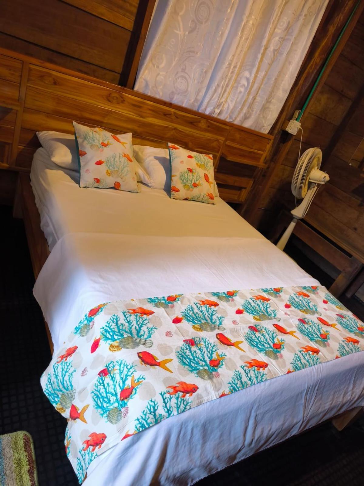 Hostal Velero Relax Guachaca Ngoại thất bức ảnh